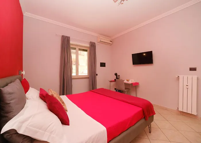 Midnight In Vatican Bed & Breakfast