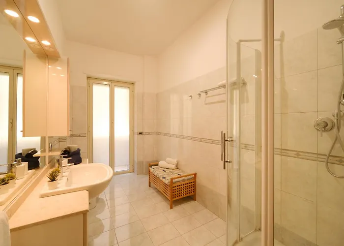 Bed & Breakfast Midnight In Vatican