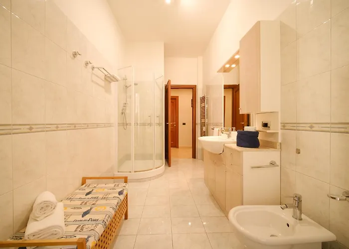 Midnight In Vatican Bed and breakfast 4*