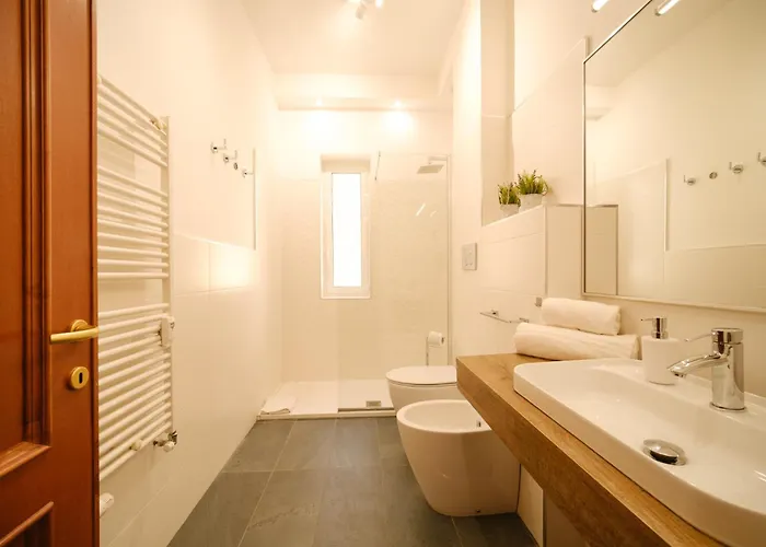 Midnight In Vatican Bed & Breakfast