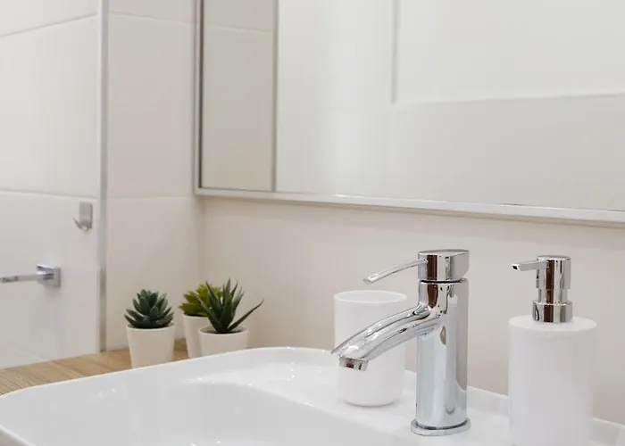 Midnight In Vatican Rom